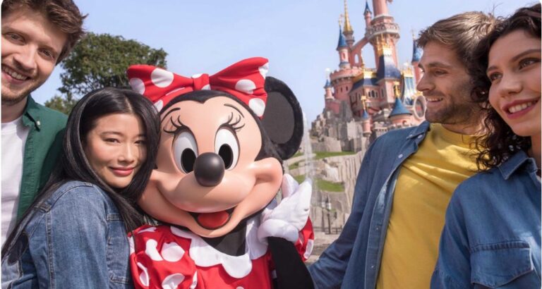 Invitez vos proches à prix réduit : les Billets Amis font leur retour à Disneyland Paris !